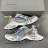 Spor BLCG Sneaker 2024 Erkek Sneachers Paris 3xl Single Mens Ayakkabı Eski Tasarımcı Spor Triple S Moda Track Sıras Yıpranmış Effect Nefes Alabilir Ayakkabı B46E