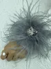 Natural Fur Muffs Women Wedding Feather Accessorie Rhinestone Dekorera kvinnor riktiga pälsstruts smällarmband Anklets 240219