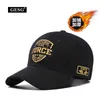 Casquettes de baseball Grande circonférence de la tête Hiver Chapeaux brossés et rembourrés Casquette de baseball en laine pour hommes Résistant au froid Broderie chaude Marée Peaked Hommes