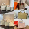 Mini grandes sacolas de lona bordadas de couro, a bolsa de ombro Tote Women Totes Bolsa Bolsa Bolsa Bolsa de Luxos Rosa Preto