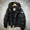 Monclair Mens Jacket wspiera nfc Scan moda puffer kurtki Parka Man Woman Winter Trend ciepłe bawełniane na zewnątrz wiatrówki kurtki klasyczne płaszcze w stylu Maya