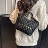 Crossbody Autumn Large Shoulder Capacity for Womens One New Trendy Simple and Able Commuter Tote Bag 2024 78% Off Store Wholesale