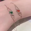 2024 5A trèfle Bracelet qeelin pendentifs nacre bracelet en acier inoxydable plaque 18k chaîne rouge pour les femmes fête des mères bijoux de fiançailles cadeau en gros