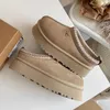 Kastanjebont slippers: gezellige pantoffels van schapenvacht voor heren en dames van Trend_shoes