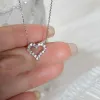 Colliers Iogou Coeur Forme Moissanite Diamond Diamond Pendant Solid Sterling 925 Collier de haute qualité Bijoux en gros cadeau de fiançailles