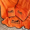 Moda laranja terno de três peças de toalha de banho micron bordado toalha combinação mão presente conjunto casamento benefícios de negócios