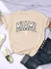 Frauen T-Shirt Miami City Kokosnuss Palm Beach gedruckt T-Shirts für Frau All-Math Hip Hop Vintage Kurzschlärm Weicher Freizeittrend Frauenkleidung T240221
