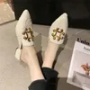 スリッパミャオグアン新しい冬の透明なレディーススリッパフェイクファーミュールスライド女性靴