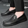 Chaussures habillées à la mode et légères pour hommes d'affaires formels simples élégants déplacements décontractés en cuir polyvalent