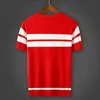 Mäns T-shirts 2023 Spring/Summer Mens T-shirt Rund hals Kort ärm Casual Mens T-shirt Rand Slim Fit Sticke Tee W75 J240221