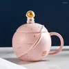 マグカップ宇宙マグ宇宙飛行士コーヒーカップceramicカップと、牛乳に適した蓋とスプーン素材モダンな家の装飾