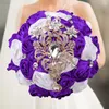 Kwiaty dekoracyjne 1PC/Lot Royal Wedding Bouquet trzymający się z kryształką na imprezę