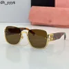 Miui Designer Women Solglasögon MUI Solglasögon Solglasögon Euro Amerikansk trend Ny stil lämplig för alla typer av slitage Womens Boutique Shades Luxury Glasses