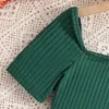 Ensembles de vêtements Mode Vêtements d'été Robe pour enfants filles 7-12 ans 2024 Puff manches courtes Green Top Stripe Jupes Deux pièces Ensemble de la plus haute qualité.