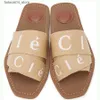 Slippare Designer Sandaler Woody Luxury Brand Canvas Square Toe Letter Brodery Summer Fashion Sandal Flat Bottomed Mule Beach Q240221