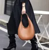 Frauen Schulterdesigner Halbmond weicher echtes Leder Messenger Crossbody Unterarm Bag Classics Tote Handtaschen Winter Totes