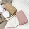 Petit sac messager tendance pour femmes, sacoche brodée pour appareil photo, mode dames, sacs à bandoulière pour téléphone portable, 2023