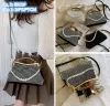 Wholesale factory ladies shoulder bags 2 styles elegant diamond dinner bag sweet pearl chain handbag personality alloy edging fashion mobile phone coin purse 5811