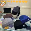 Plaid Designer Designer Designer Hats dla mężczyzn dzianinowe maski zimowe czapkę jesienią czapkę termiczną kocicę narciarską