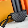 Men Moon Crossbody Bag designer axelväskor riktiga läder lyxiga korsbodi man messenger väska satchels handväska mini plånbok