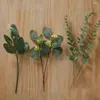 Fleurs décoratives 6 pièces feuilles d'eucalyptus artificielles branche de fausses tiges de plantes pour la maison mariage mariée bouquet fête gâteau bricolage cadeaux boîte