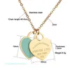 Tiffanyloves Pendentif Colliers 304 En Acier Inoxydable Double Coeur Émail Collier pour Femmes Même Bleu Collier Coeur De Pêche Chainco-box