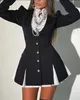Grundlegende Freizeitkleider Einzigartiges Designkleid mit langen Ärmeln, genähtes zweireihiges Jackenkleid Herbst 2022 Europäische und amerikanische Mode Damenbekleidung J240222