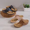 Hausschuhe Sexy Flip-Flops Sandalen Frauen Sommer Keile Große Größe rutschfeste Plattform Offene Spitze Damen Blumendekor Strandschuhe