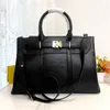 Luxury Grained Leather Tote Bag Designer Shoulder Handbag Crossbody Bag Lock It MM Handbag Men Women Casual Commuter Bag designer bag purses M23153,M23154