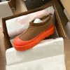 2024 Nueva Australia Bota de goma Tasman Fluffy Ug Bota Botas de plataforma para mujer Diseñador de nieve Ultra Mini Kid Tobillo Botines Zapatos casuales Zapatilla de piel Tazz Botas de invierno cálidas