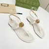 Kwaliteit Dames Slides Designer Schoenen Clip Teen Sandalen Slippers Luxe Goederen Metalen Letters Lederen Platte Slippers 35-42