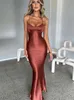 Grundläggande casual klänningar Articat Satin Backless spets sjöjungfru tofflor Kvinnor Söt halsringning Sexig smal fit klänning Elegant Silk Dress Party Dress J240222