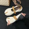 Chaussures pour femmes en peluche à fond plat automne et hiver nouveau mocassins décontractés à enfiler Vintage en daim bout rond fourrure mocasines en coton chaud