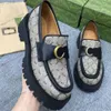 Scarpe eleganti firmate Mocassino con suola a punta Scarpe con plateau da donna di lusso Nero Rosso Tela Gomma da donna Scarpe casual con ricamo in vera pelle di alta qualità 35-40