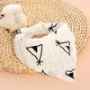 Vêtements pour chiens Bandana Bandage triangulaire Foulard pour animaux de compagnie Foulard simple Bavoirs en coton