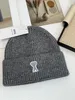 AMI Love Beanie Francês moda de luxo nova força chapéu de malha do mesmo estilo para homens e mulheres Preto Ami de Beanie