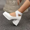 Chaussures habillées grande taille cheville croix bande élastique super hauts talons épais Mary Jane bout carré plate-forme en cuir verni brillant