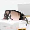 occhiali da sole classici da uomo Occhiali da sole alla moda Designer Donna Occhiali con lenti monopezzo Occhiali da guida di grandi dimensioni a colori di tendenza Montatura per occhiali integrata