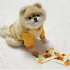 Vestuário de cachorro bonito filhote de cachorro colete de pelúcia inverno quente jaqueta macia e pegajosa roupas bordadas cães casaco traje