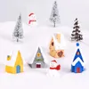 Decorações de jardim 4 pcs pequena casa de neve resina ornamento decoração de natal artesanato mini ornamentos de fadas estilo europeu