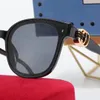 Modedesigner Buchstabe Sonnenbrille Luxus besondere Frauen Sonnenbrille Persönlichkeit Trend Sonnenbrille für alle jungen Menschen Reisen Urlaub Sonnenbrille