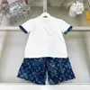 Mode kinder trainingspakken Denim baby T-shirts set Maat 110-160 CM zomer Splicing ontwerp korte mouwen en denim shorts 24Feb20