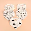 Vêtements pour chiens Bandana Bandage triangulaire Foulard pour animaux de compagnie Foulard simple Bavoirs en coton