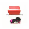 14 färger grossistdesigner mini Sile Sneaker Keychain with Box For Men Women Kids Key Ring Gift Shoes Keychains Handbag Chain Baske Dhwze