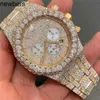 Uomo Ap Diamond Diamanti Orologio Pass Test Movimento al quarzo vvs Iced Out Zaffiro Personalizza Vvs 1 Diamond Hip Hop Orologio meccanico Acciaio placcato oro Busto verso il basso