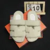 Sandales en cuir design Été et hiver Pantoufles en peluche à fond plat avec boîte 5555AAAA