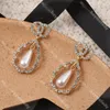Orecchini classici a doppia lettera Orecchini a cerchio con perle di diamanti Orecchini lunghi Gioielli da donna per abbigliamento quotidiano