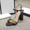 Kvinnor klackar högklackade designer kvinnor läder hästbit sandal ankel spänne gummi sole mules klackade hög sommarstrand sexig
