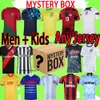 MYSTERY BOXES 2023 Maillots de football rétro XXXL 4XL Équipe nationale ENFANTS 22 23 24 Boîte aveugle Jouets Cadeau 2024 Maillots de football Cadeau d'anniversaire Uniformes envoyés au hasard