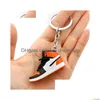 Keychains Lanyards Simation 3D Sneakers Keychain Fun Mini Pu Basketball Shoes Keyring Diy Finger Skateboard Accessories smycken Pend Dhnnp